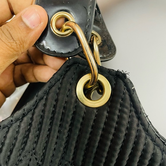 New black handbag purchased in Dubai - Picture 8 of 11